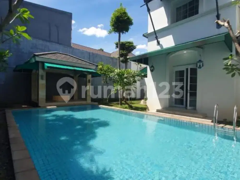 Rumah Mewah Swimming Pool BSD De Park Full Furnish Siap Huni Dekat Dari ICE BSD