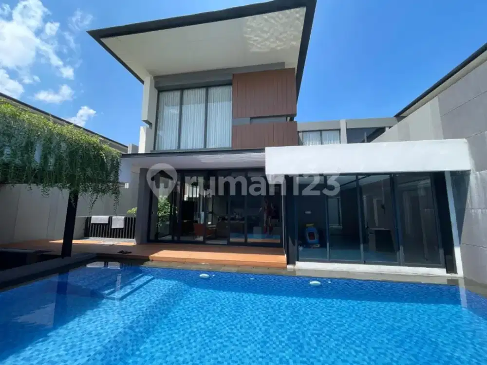 Rumah Mewah Full Furnished Siap Huni di Cluster Lyndon BSD