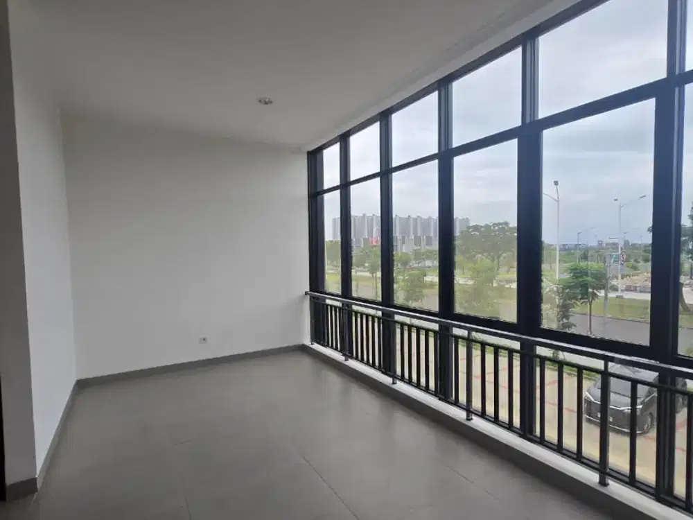 Disewakan Rukan Marina Bay Pik 2 Type Hollywood, 6X21m, LT 126M², LB 441M², 3 Lantai, 2 Unit Gandeng