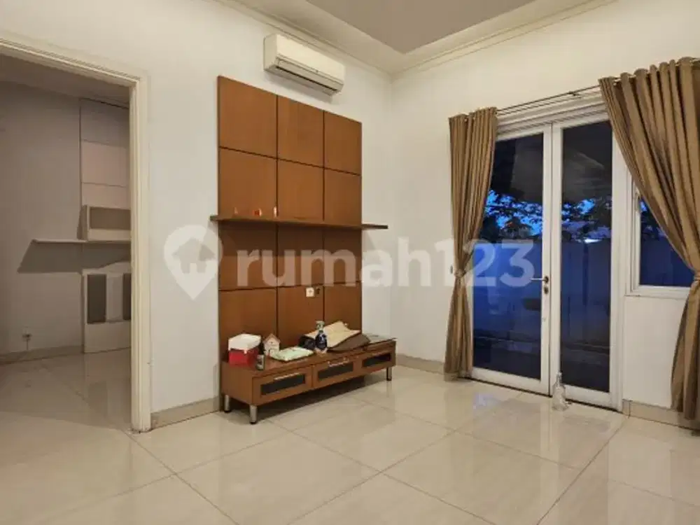 Rumah Cantik di Alam Sutera 2 Lantai Semicfurnish Siap Huni