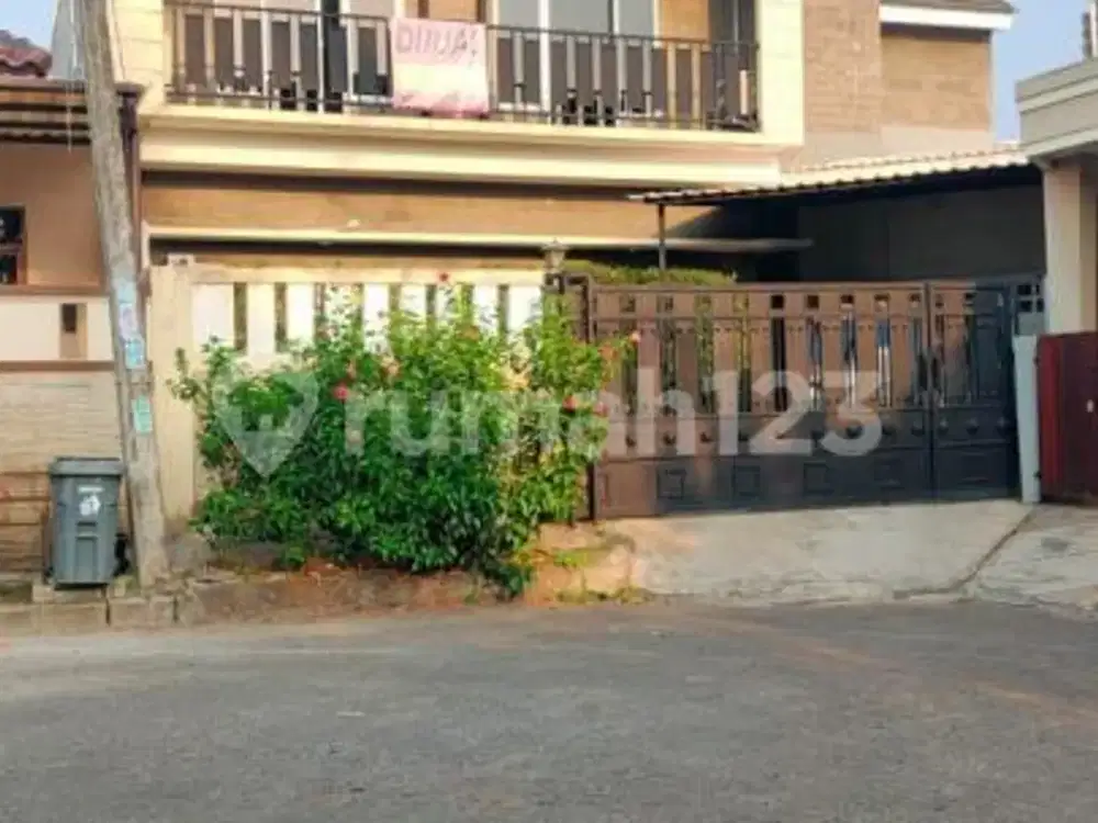 Rumah Bagus di Villa Melati Mas 2 Lantai SHM Siap Huni