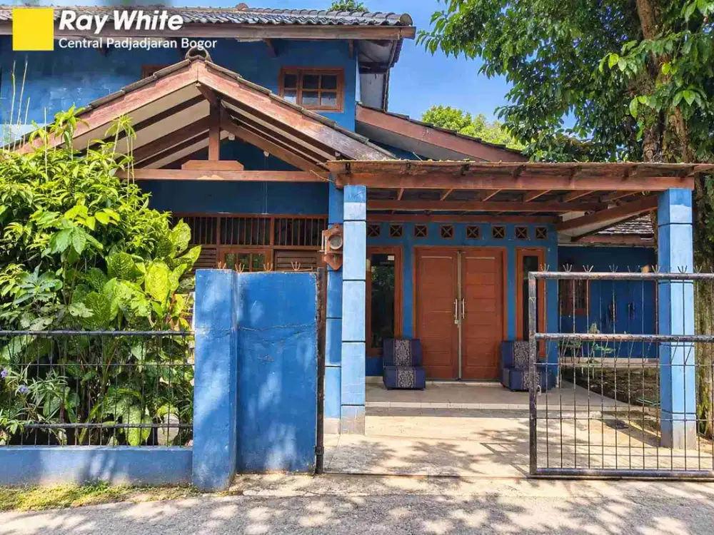 Rumah 2 Lantai Hook Ciomas Bogor Luas Tanah 470 M² SHM