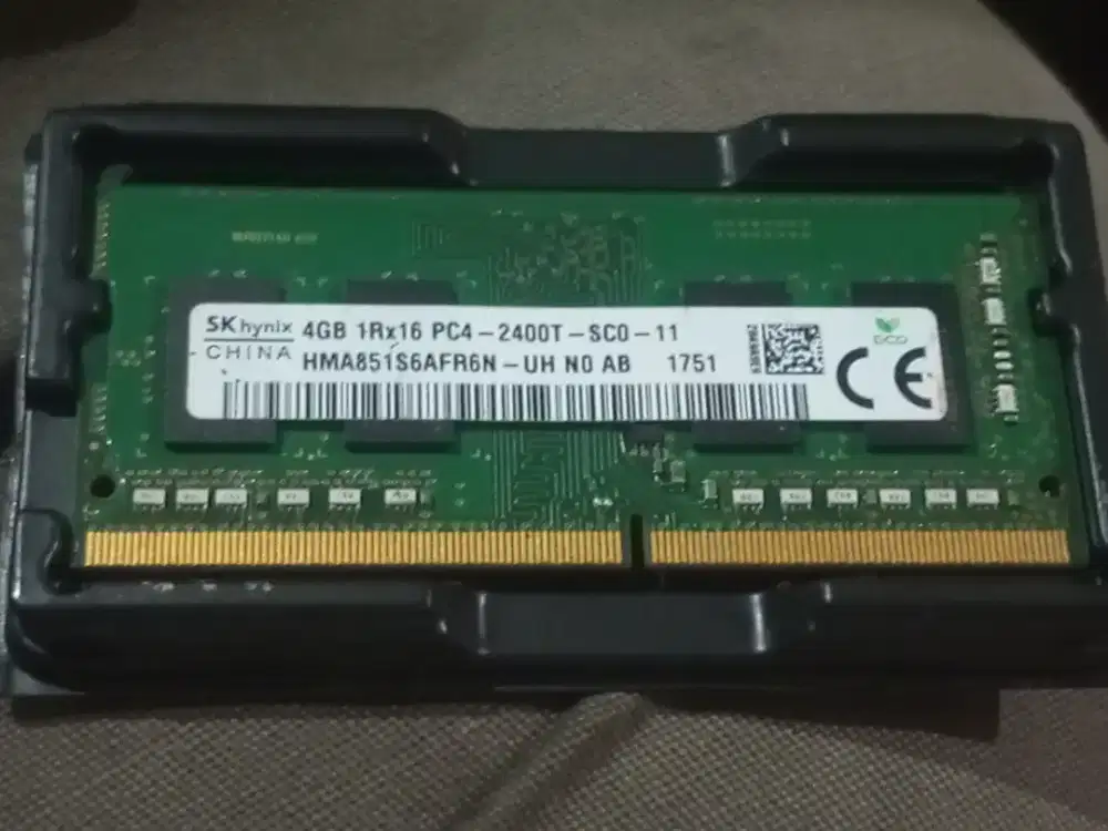 SODIMM SKY HYNIK DDR4 4GB PC2400T ORIGINAL JAKSEL