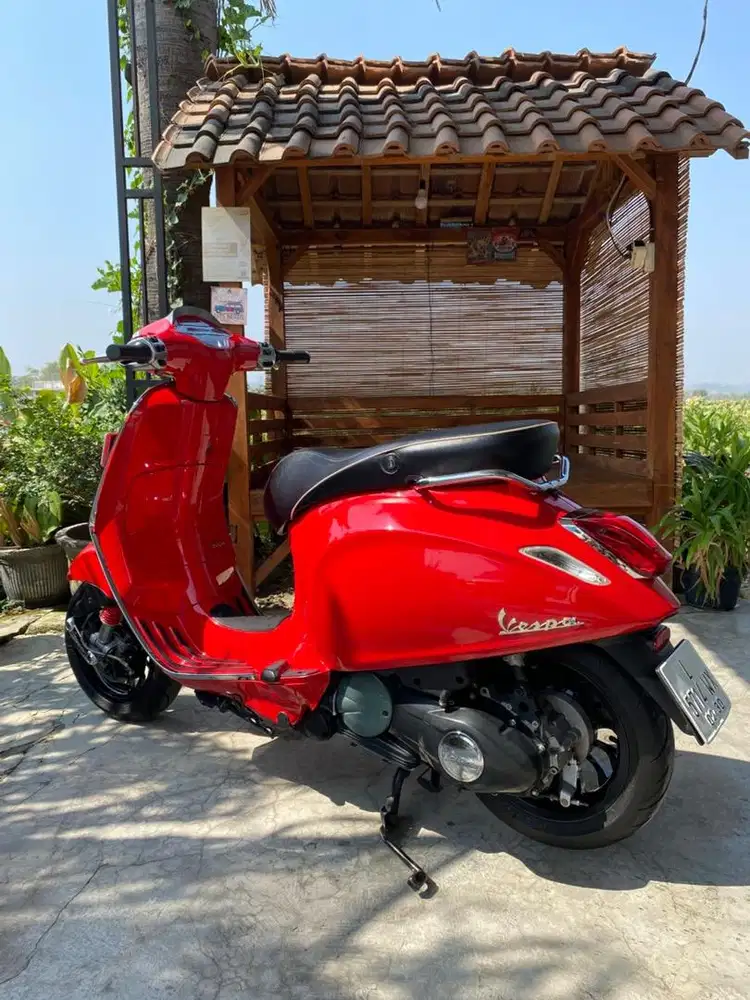 Vespa sprint kilometer rendah low km