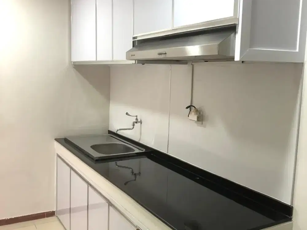 3bedroom kosongan ada 4AC Apt.Royal mediterania garden res 2 Tanjung Duren