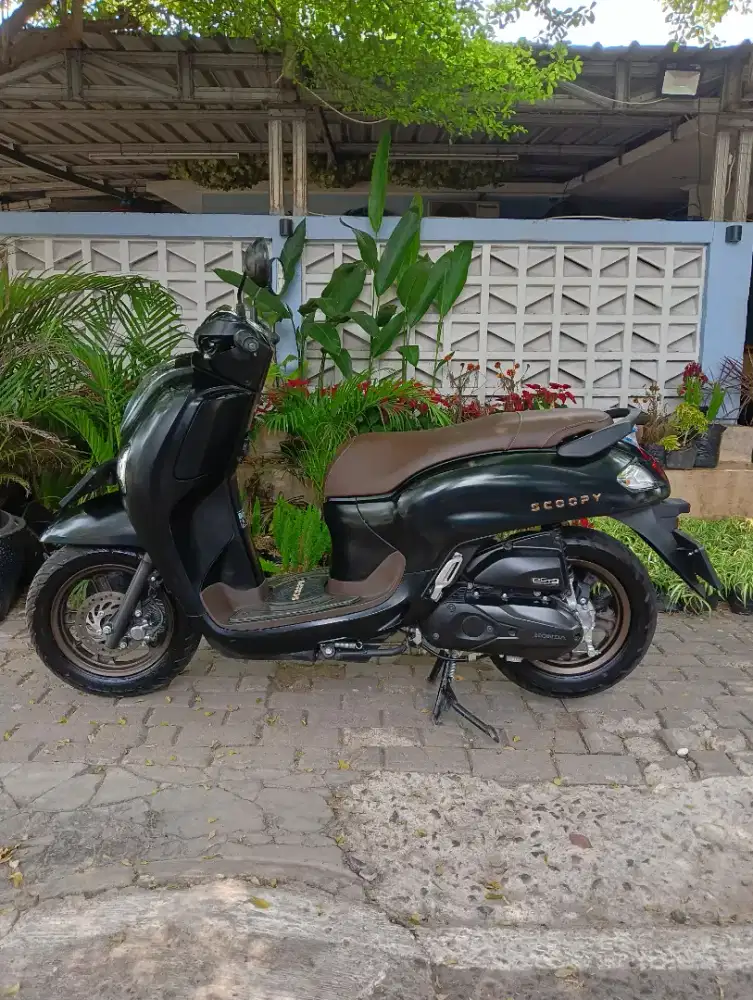 SCOOPY PRESTIGE
