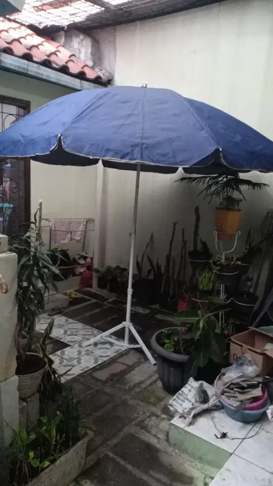 Payung Tenda Jualan + Tripod (Kaki Payung) - Hugo
