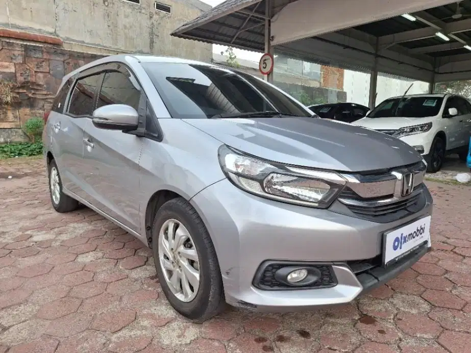 DP MURAH Honda Mobilio 1.5 E Bensin-AT 2017 Abu CUFPB