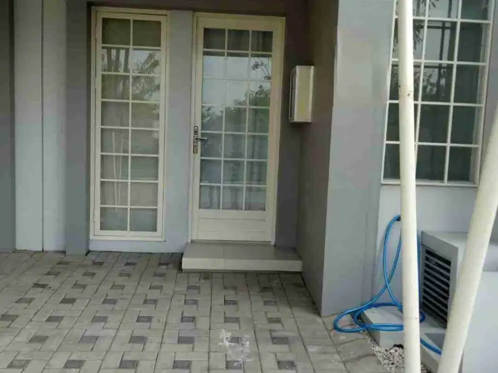 Disewakan Rumah Grand Pakuwon Siap Huni