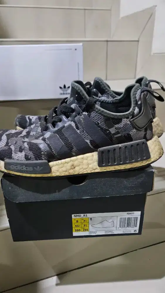 Adidas NMD R1 camo