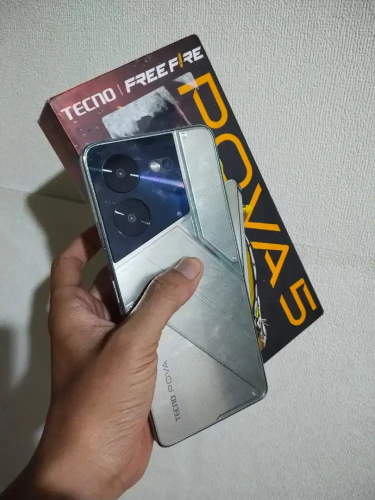 TECNO POVA V5 RAM 8+8/256