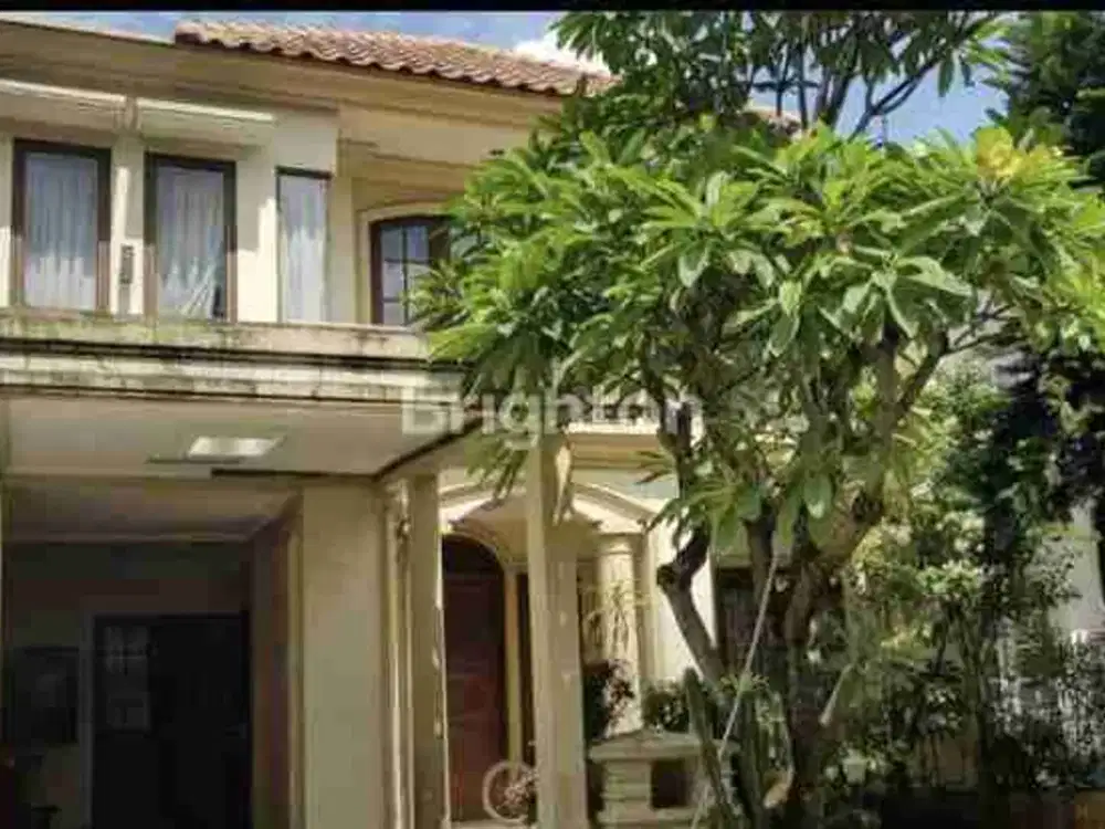 DIJUALRUMAH MURAH SAJA NYAMAN STRATEGIS SIAP HUNII VERSAILES BSD CITY