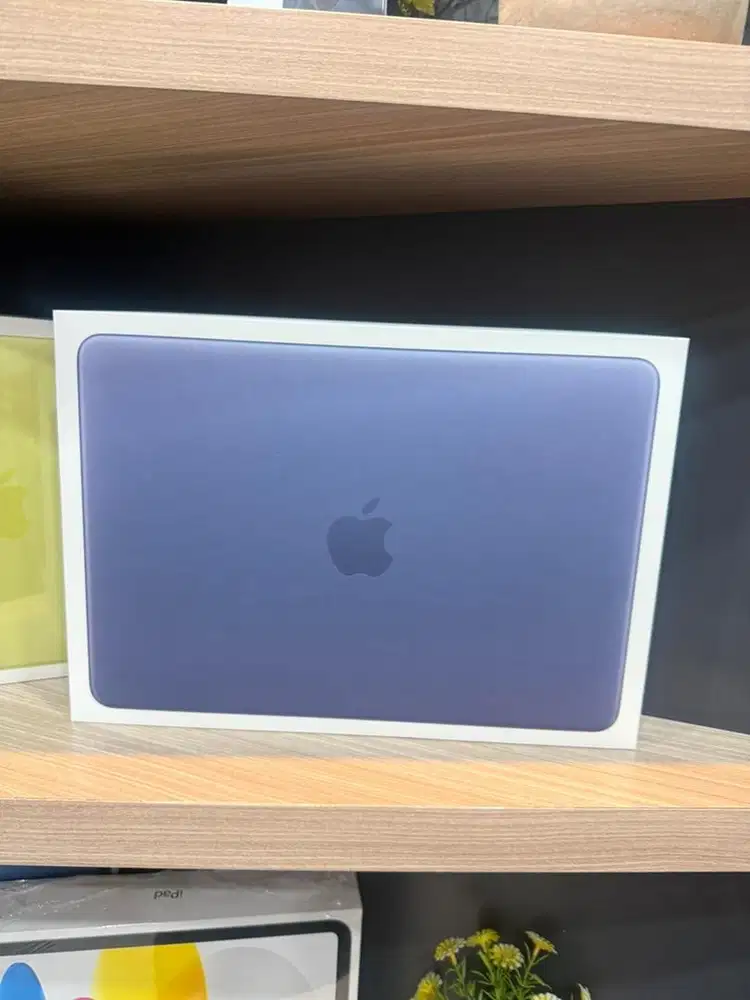 Macbook neo 256gb indigo new