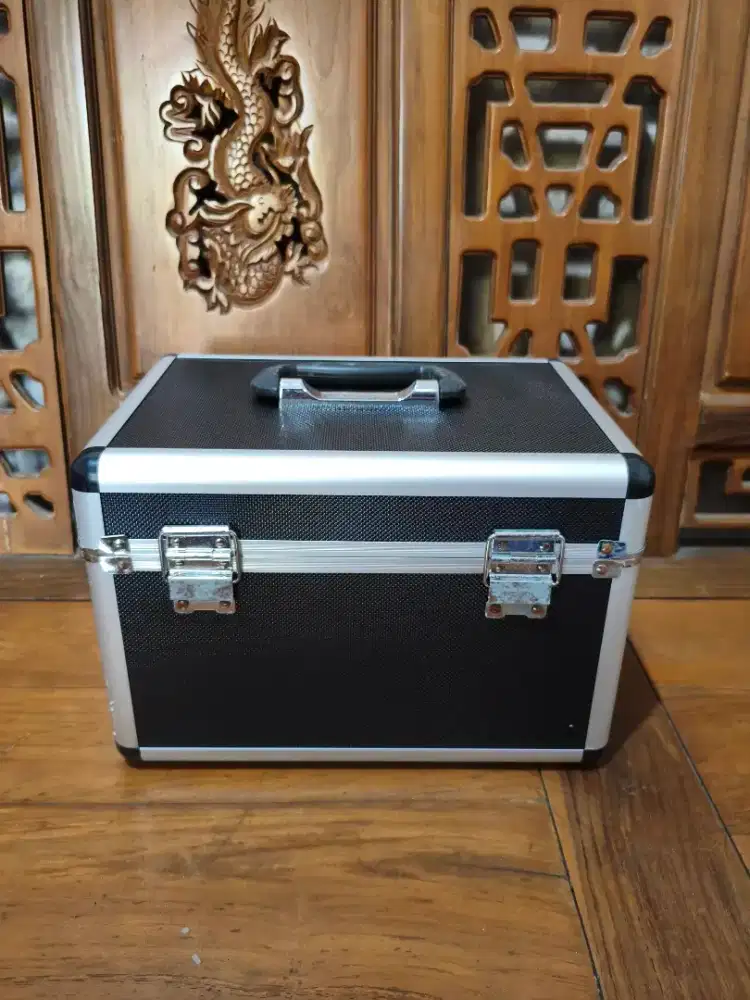 Dijual alat kecantikan