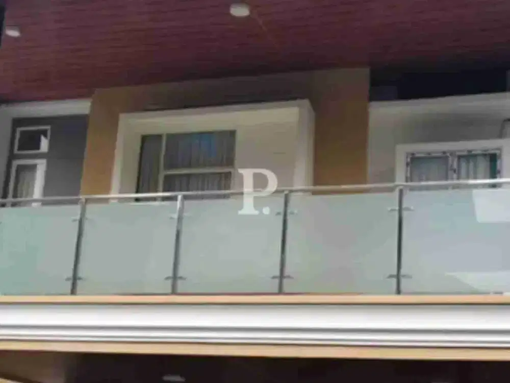 Dijual Rumah Minimalis Semi Furnished Tengah Kota Dekat Dengan Mall Ska dan Living World