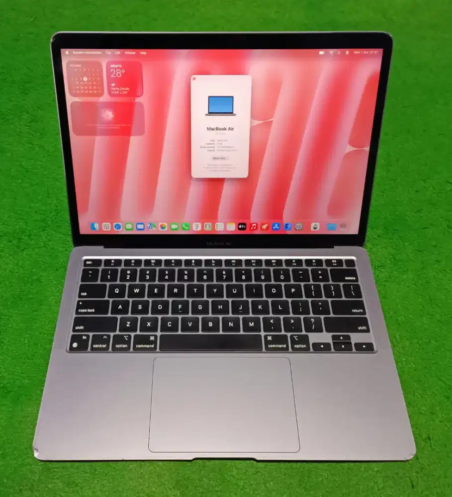 Apple MacBook Air M1 2020 13inch M1 8/128 GB Grey Murah