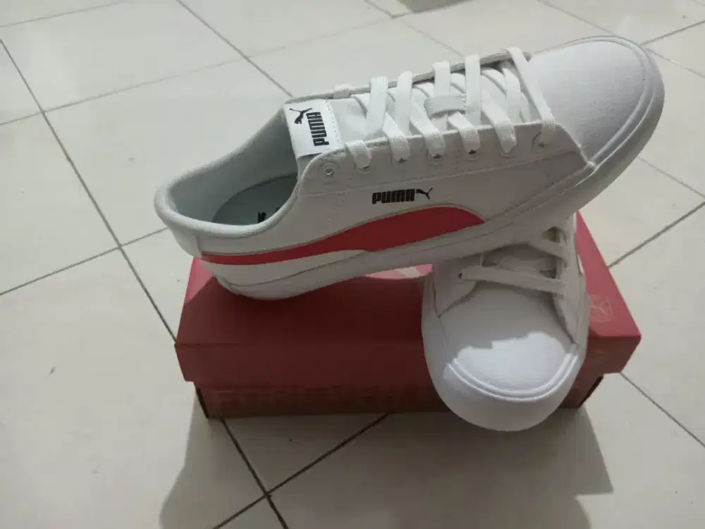 Jual murah sepatu puma original warna white sneaker canvass