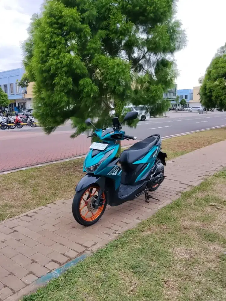 Honda Beat Dealuxe 2023