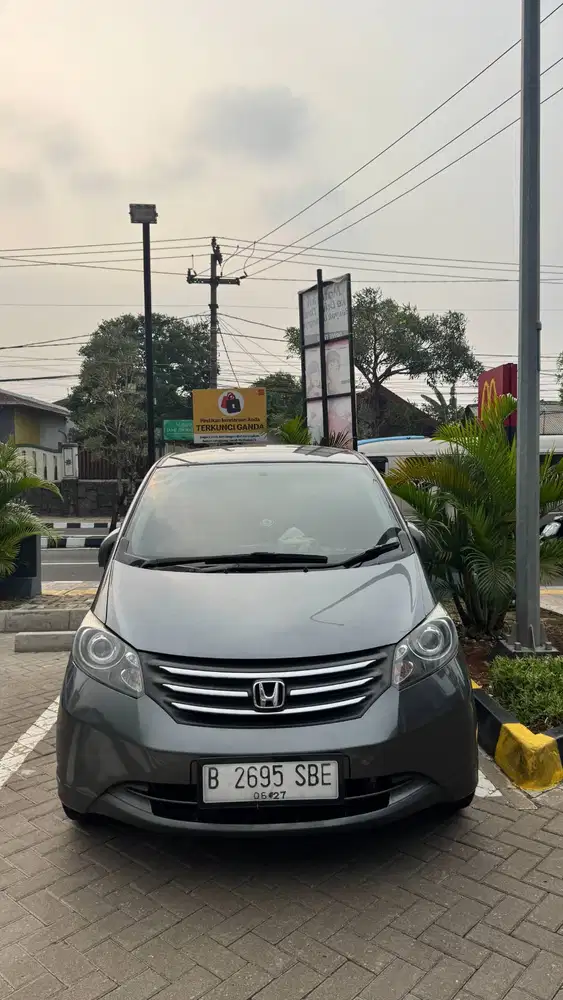 Honda Freed PSD 1.5E