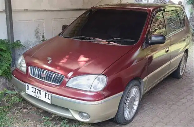 jual kia carens 1 2001 AT lokasi Bandung kota