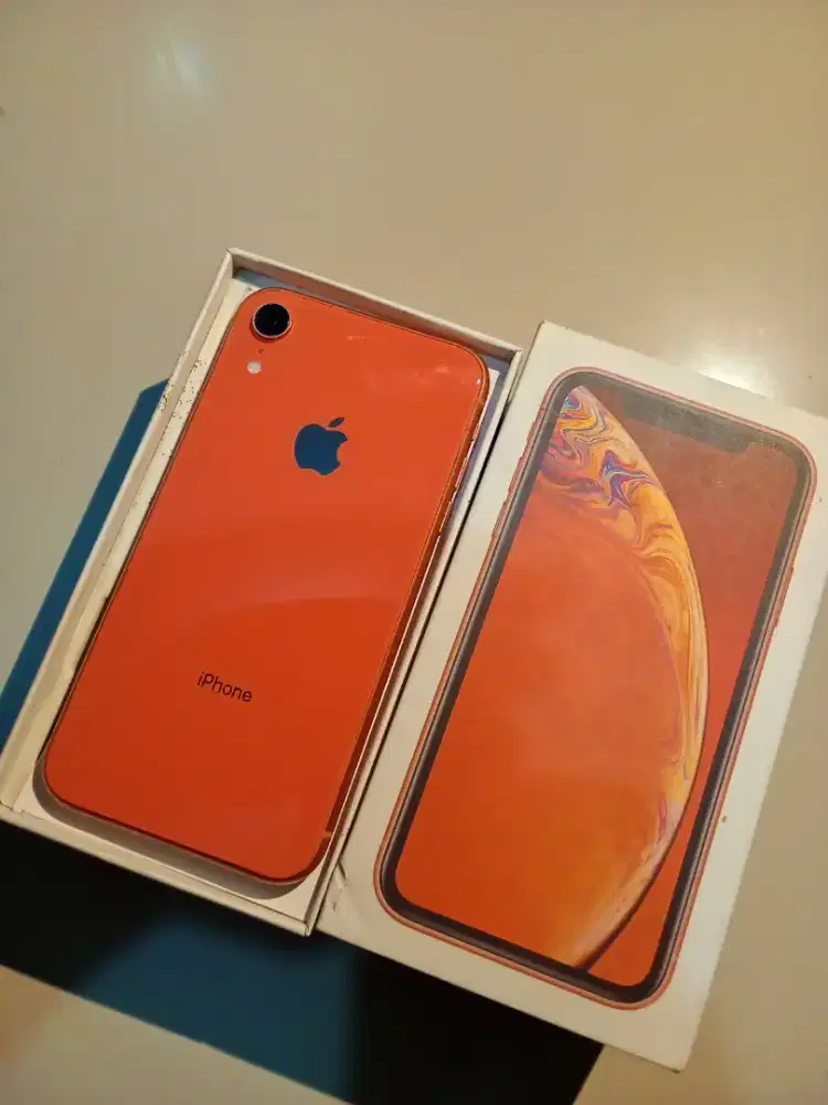 iPhone xr 128gb inter