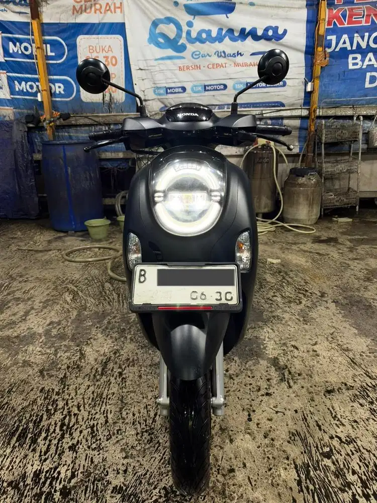 SCOOPY PRESTIGE ( TT & BT ).