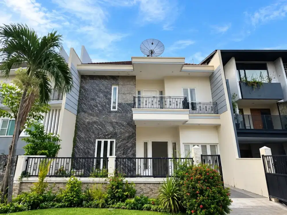 DIJUAL RUMAH EASTWOOD CITRALAND 5KT 2LT DEKAT PASAR MODERN