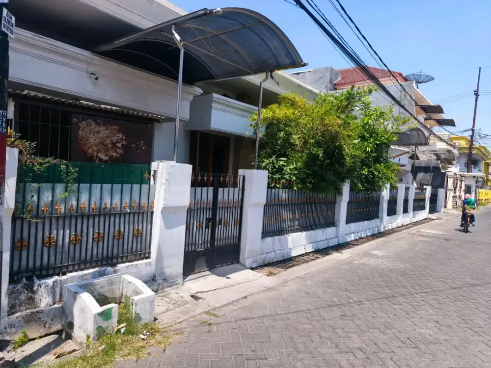 Karang Empat Surabaya