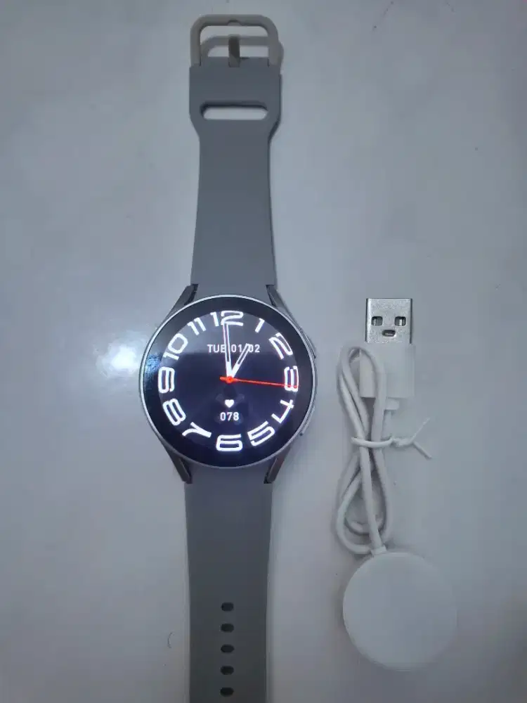 Jam tangan smartwatch mirip galaxy watch