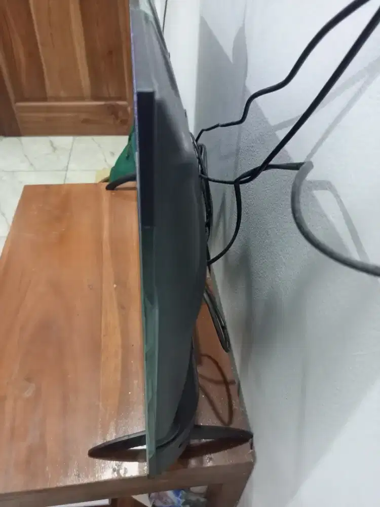 Di jual tv coocaa led32 inch smart tv