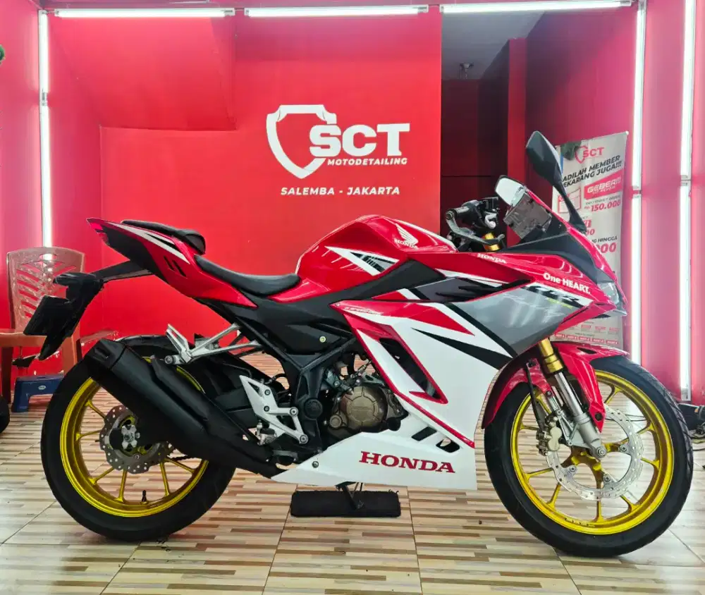 JualCpt90%LikeNew KM17Rb PjkAug27 HONDA CBR 150 2021 RACING RED CBR150