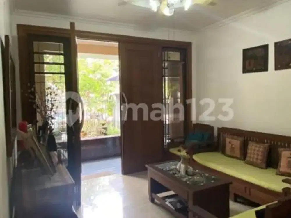 Dijual Rumah Asri di Puri Bintaro Sektor 9
