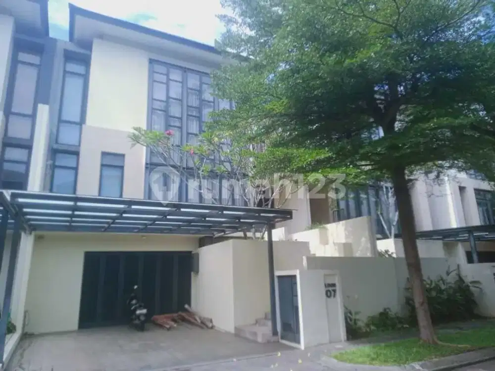 Dijual Rumah Siap Huni di Lancewood Navapark, BSD 10X22