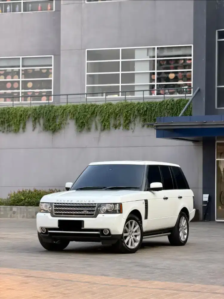 RANGE ROVER VOGUE 5.0 AUTOBIOHRAPHY