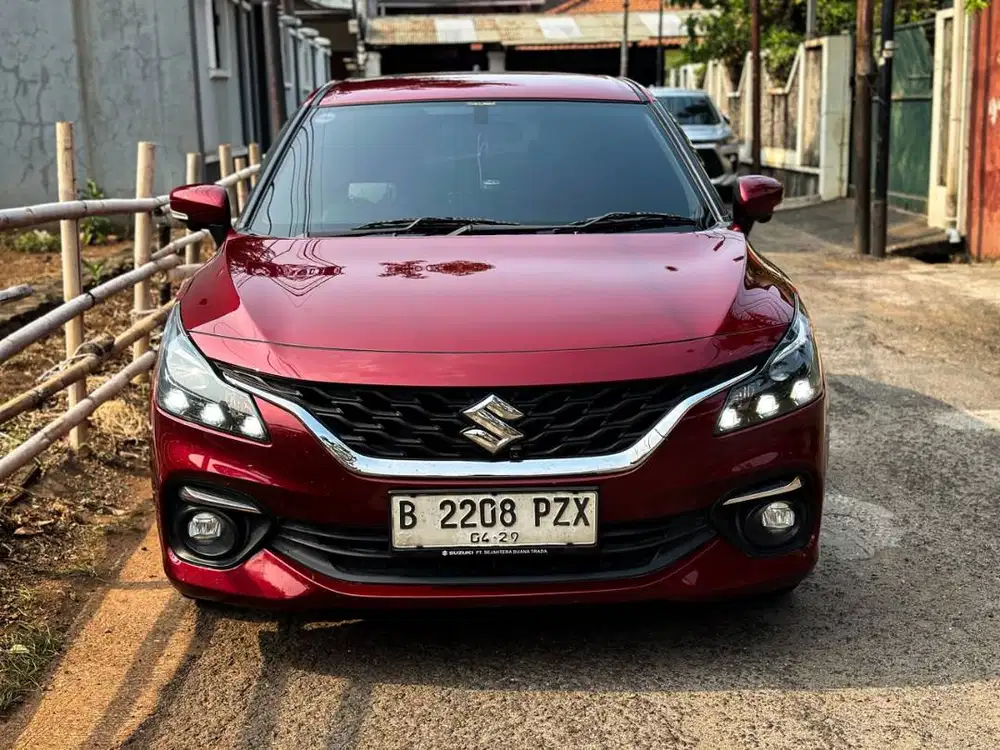 Baleno Hatchback AT 2024 Merah DP 15jt Cash Atau Kredit Terbaik SeOLX!