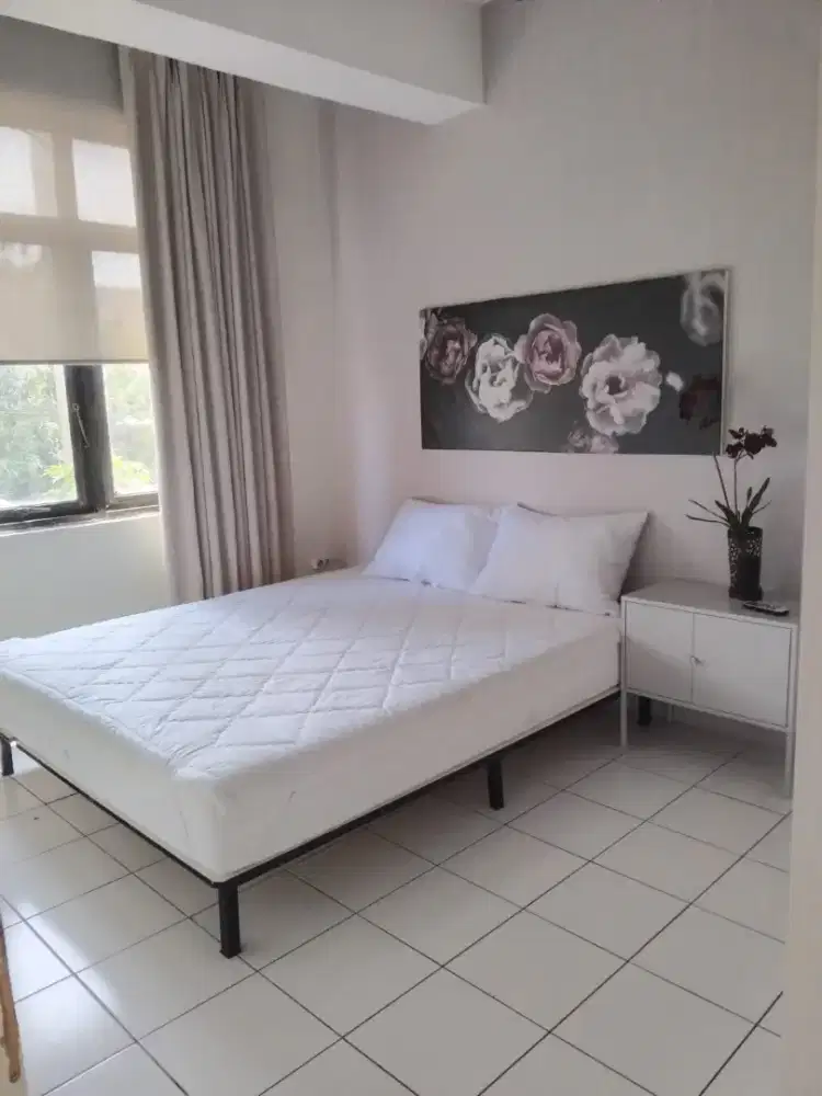 Apartemen 2 BR Luas 60m² Fully Furnished – Tinggal bawa baju d