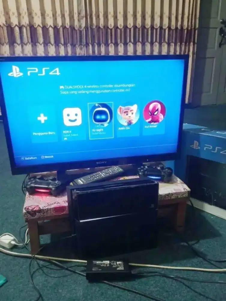 TV SONY JUAL BRAVIA Slim, dijual murah, kelengkapan sampai box