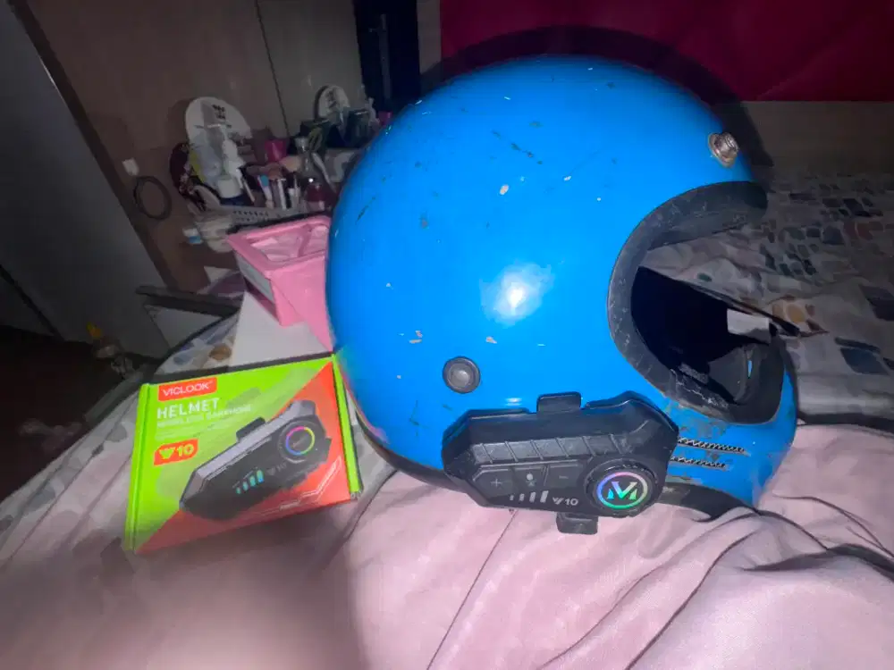 Helm + Interkom