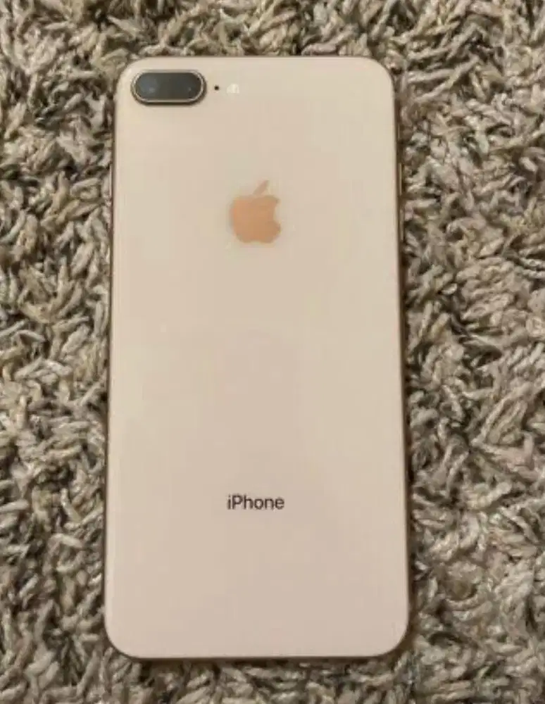 iPhone 8 Plus 64 GB