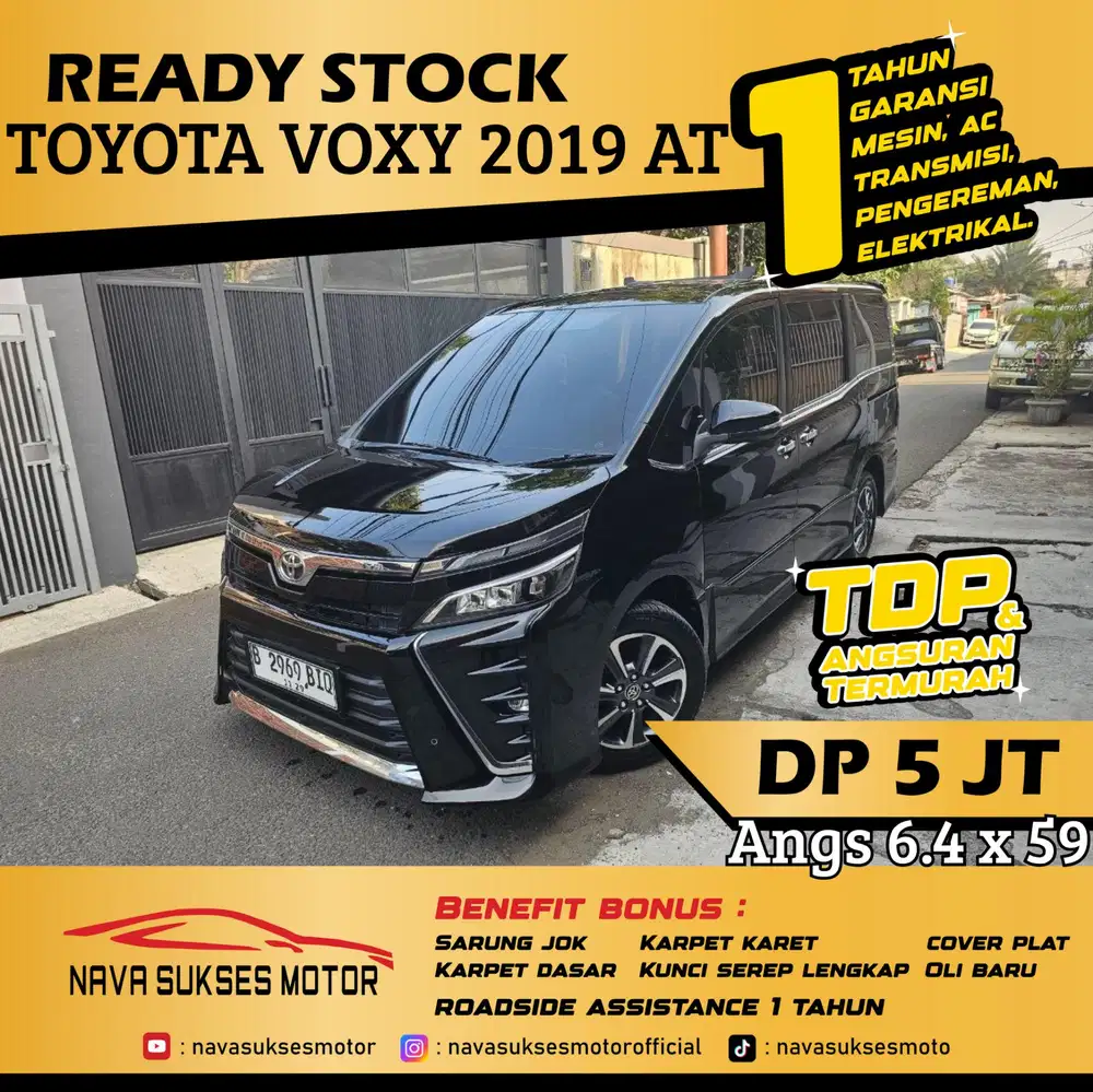 TDP 5 Jt Angs Termurah Toyota Voxy 2019 Matic Hitam Low Km Like New