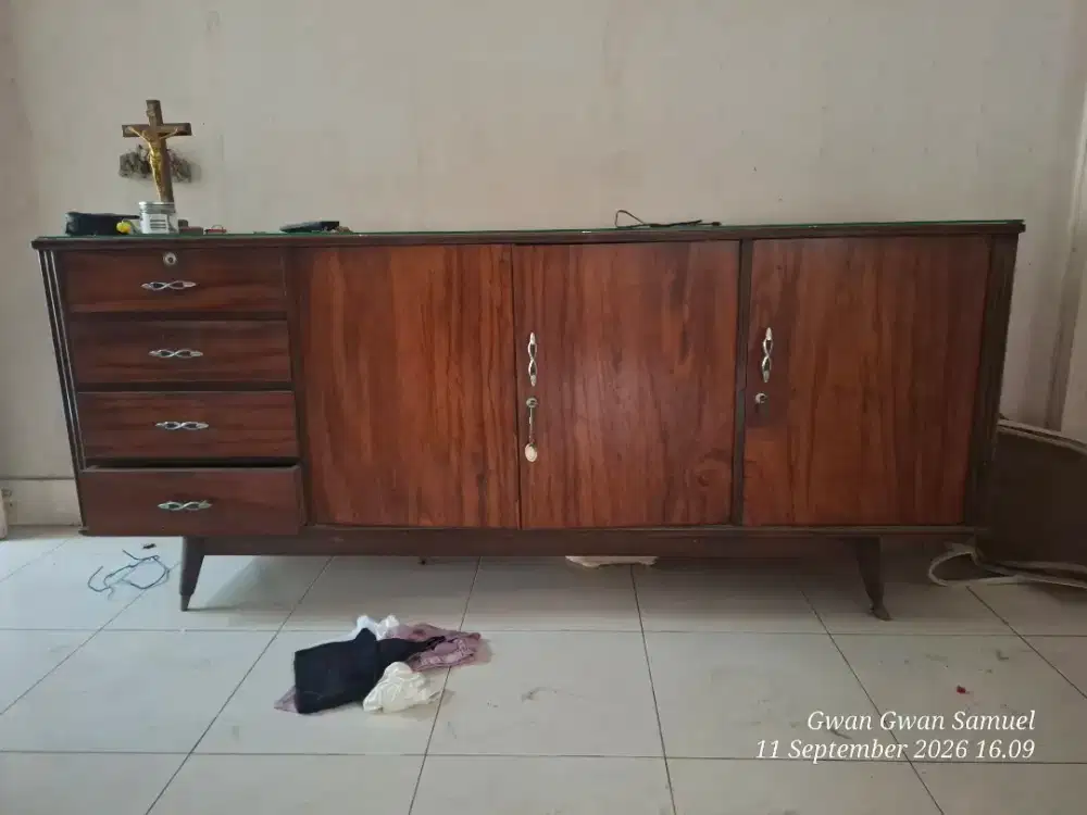 Bufet Jati Doreng Asli, Barang Antik