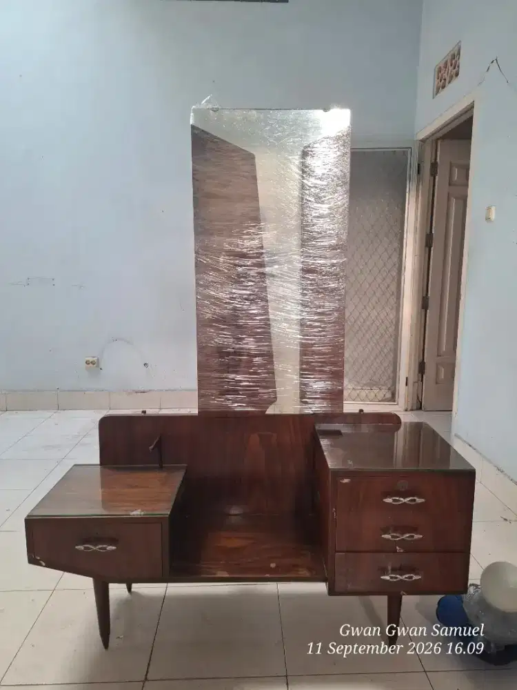 Meja Rias dan Kursi Jati Doreng