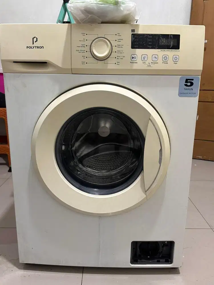 Mesin cuci bekas Polytron pfl-7051