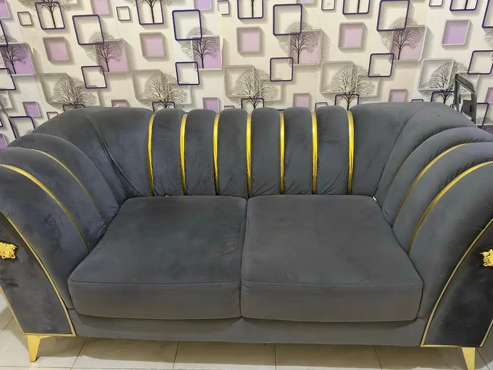 Dijual sofa kondisi mulus
