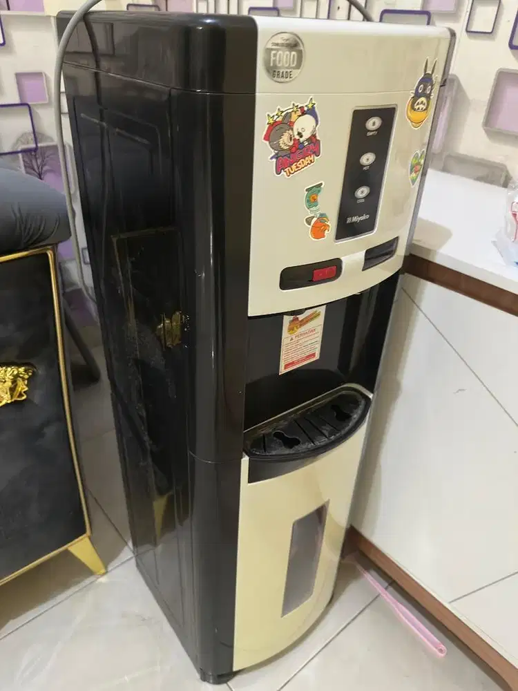 Dijual dispenser