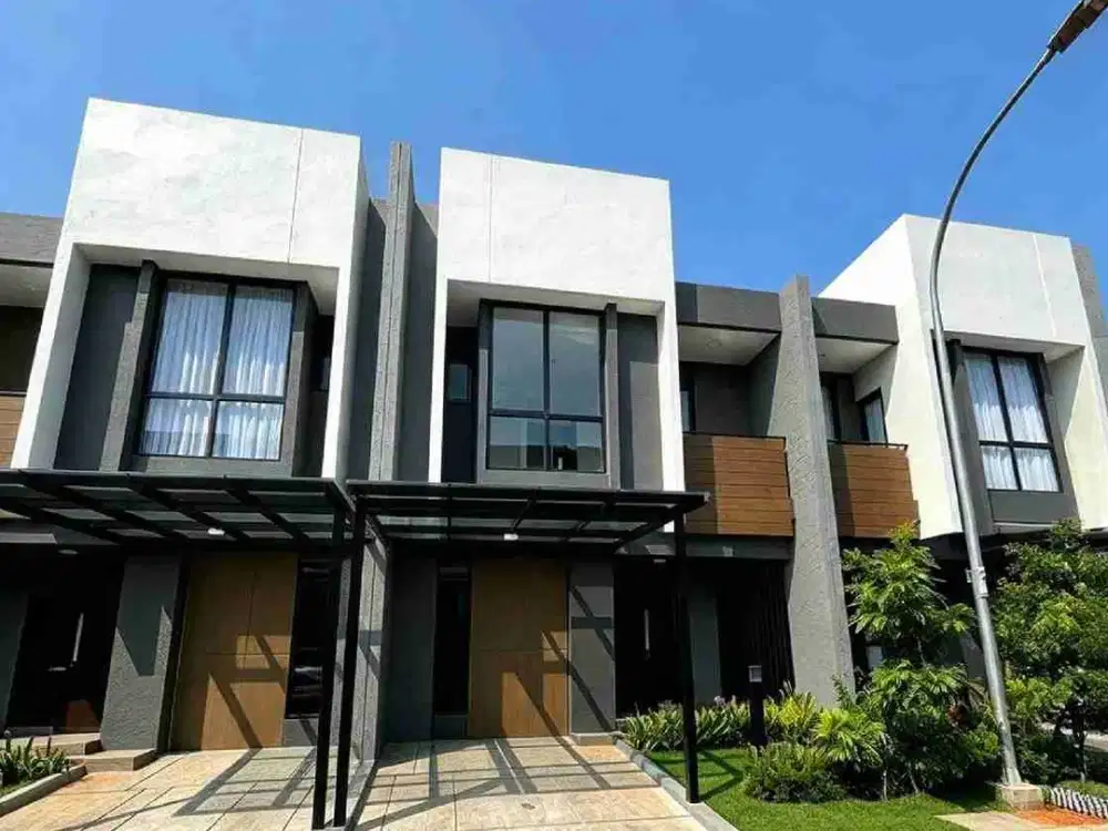 Rumah Dalam Cluster Orchard Di Sumareccon. Kota Bekasi
