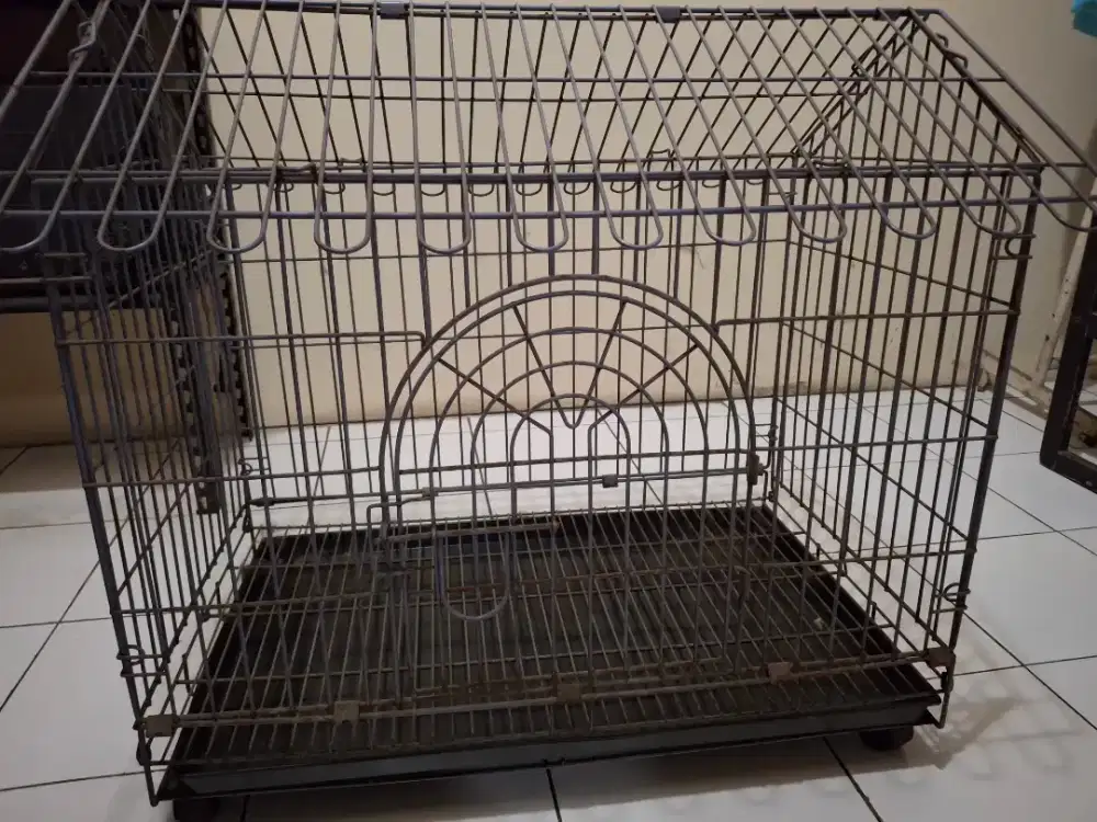 Kandang besi lipat