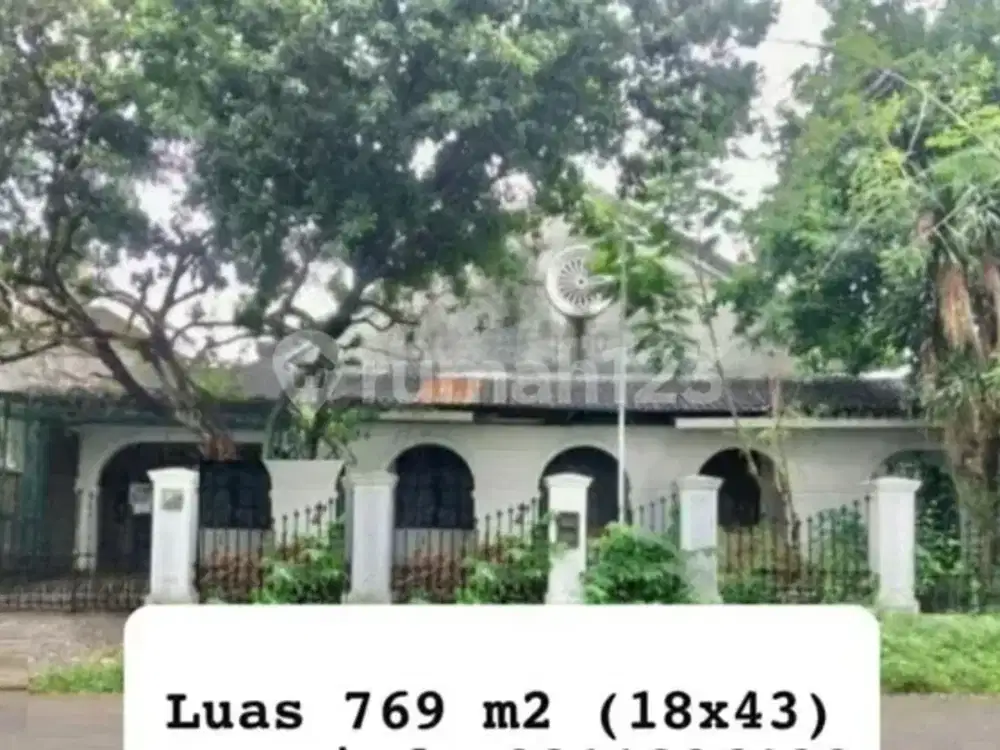 Dijual Rumah di Pondok Indah