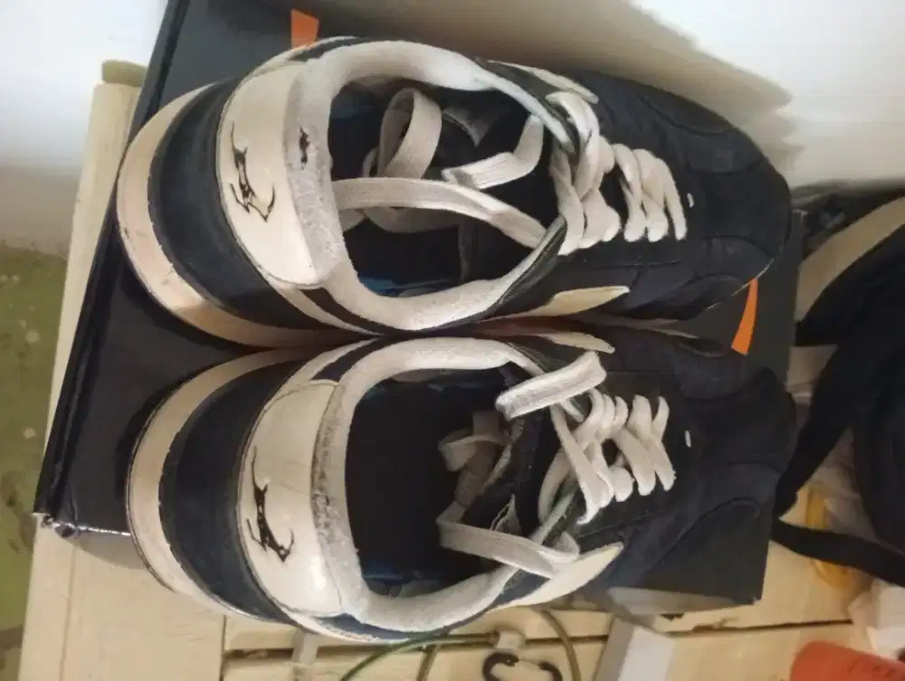 Sepatu Compass Velocity Black