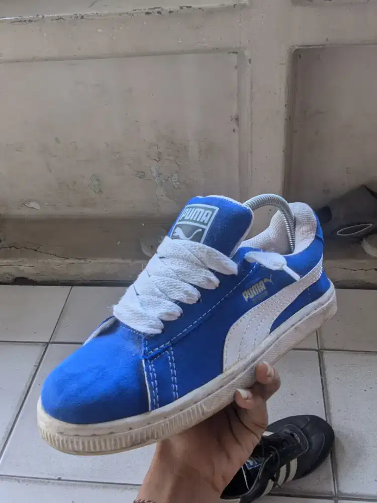 jual sepatu sneakers